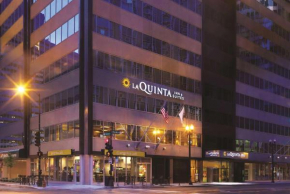 Гостиница La Quinta by Wyndham Chicago Downtown  Чикаго